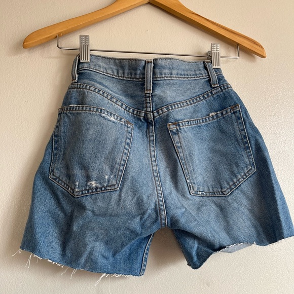 Reformation Shorts - Picture 5 of 5